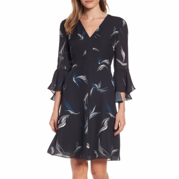 Classiques Entier Dresses & Skirts - Classiques Entier silk whim floral Dress Size 4